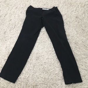 Old Navy maternity pixie pants, size 2